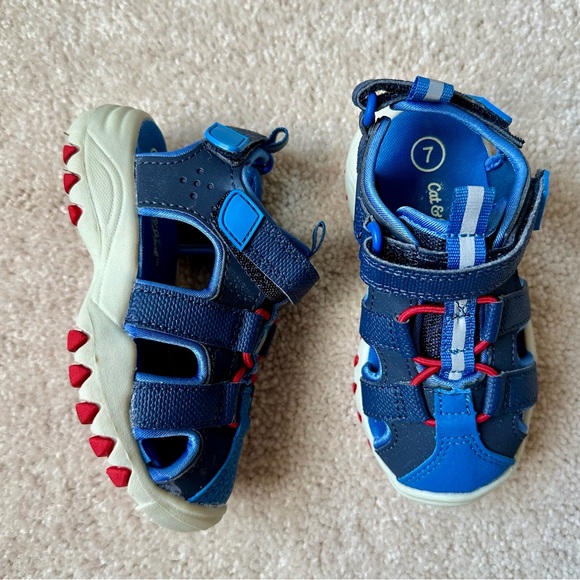 Cat & Jack - Toddler Teri Apparel Water Shoes - Size: 7 - Picture 1 of 9